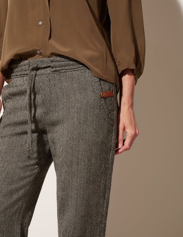 Straight Leg Drawstring Pant